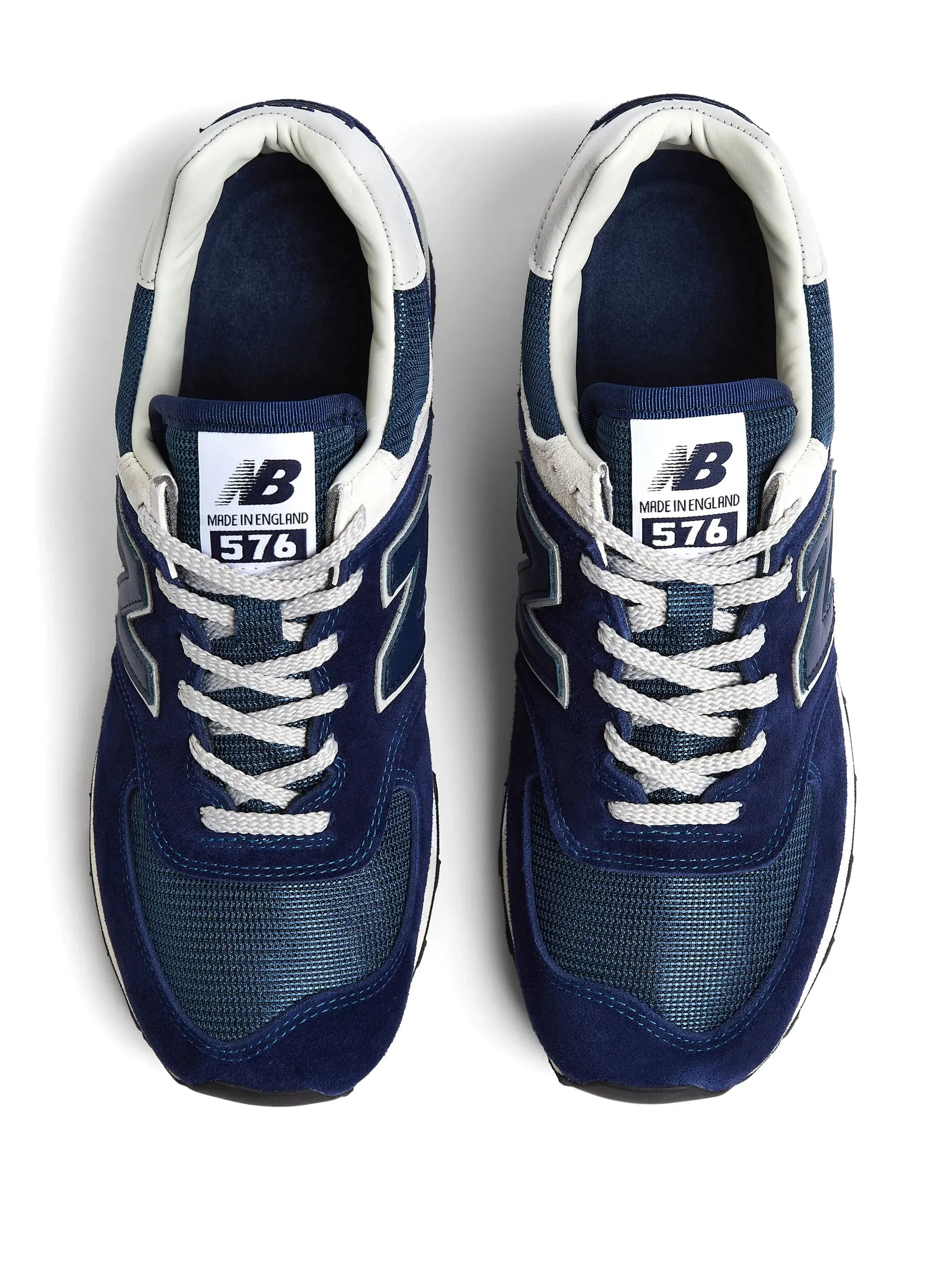 576 low-top sneakers