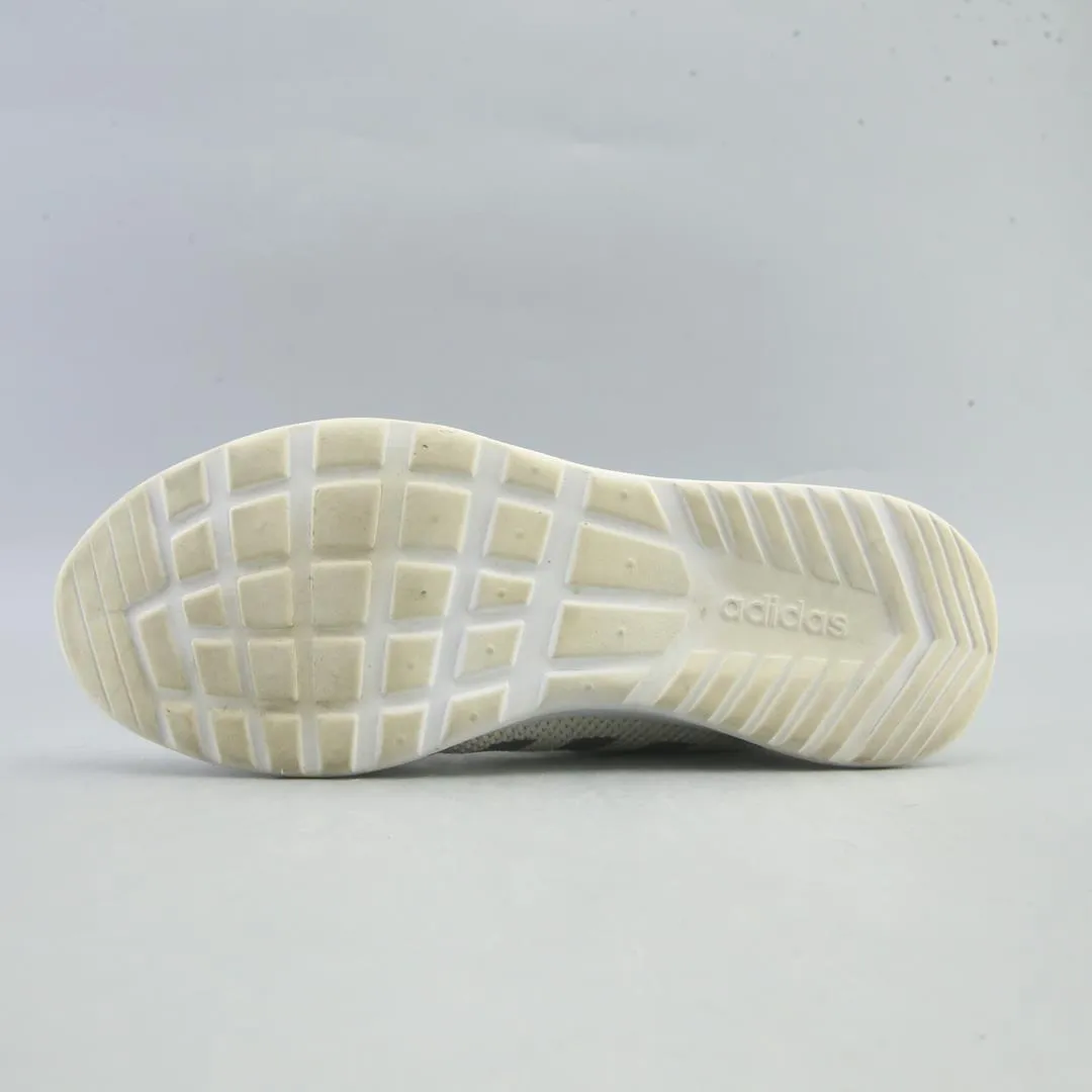 Fitting Running Shoes ADIDAS QT RACER CLOADFOAM