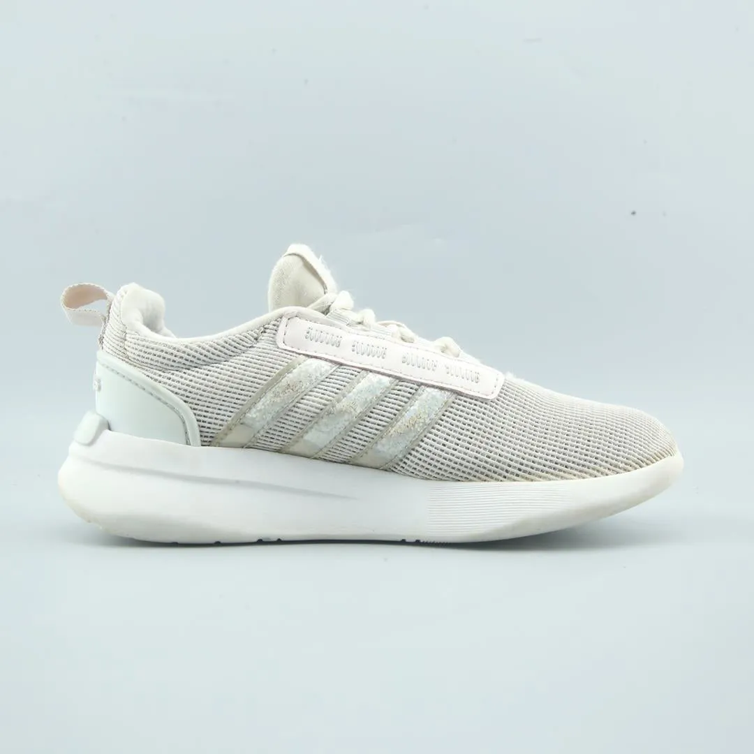 Difference Between Running And Training Shoes ADIDAS RACER TR21