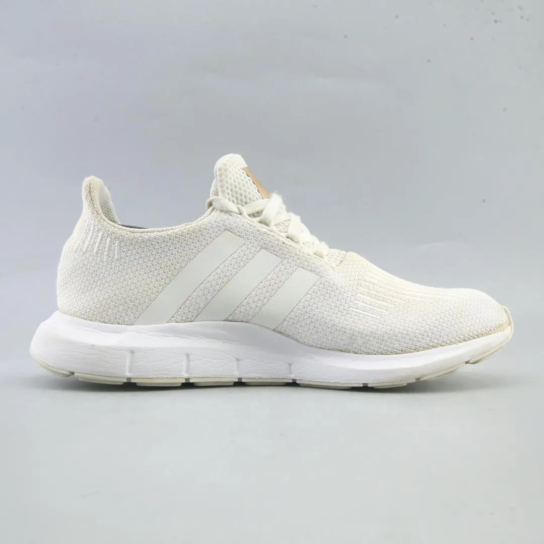 ADIDAS SWIFT RUN Nora Adidas Shoe