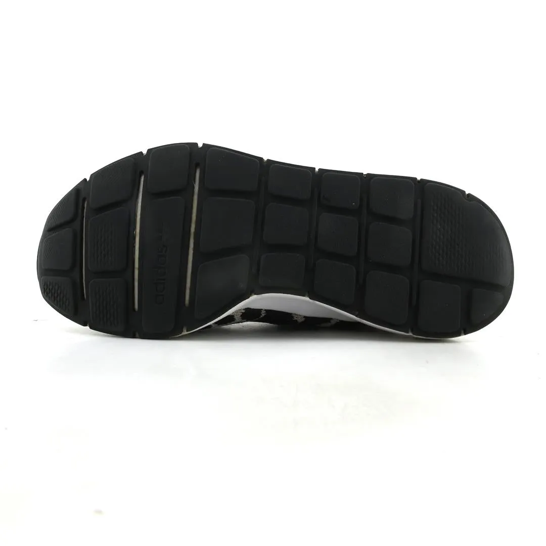 Adidas Shoes Mid ADIDAS SWIFT RUN