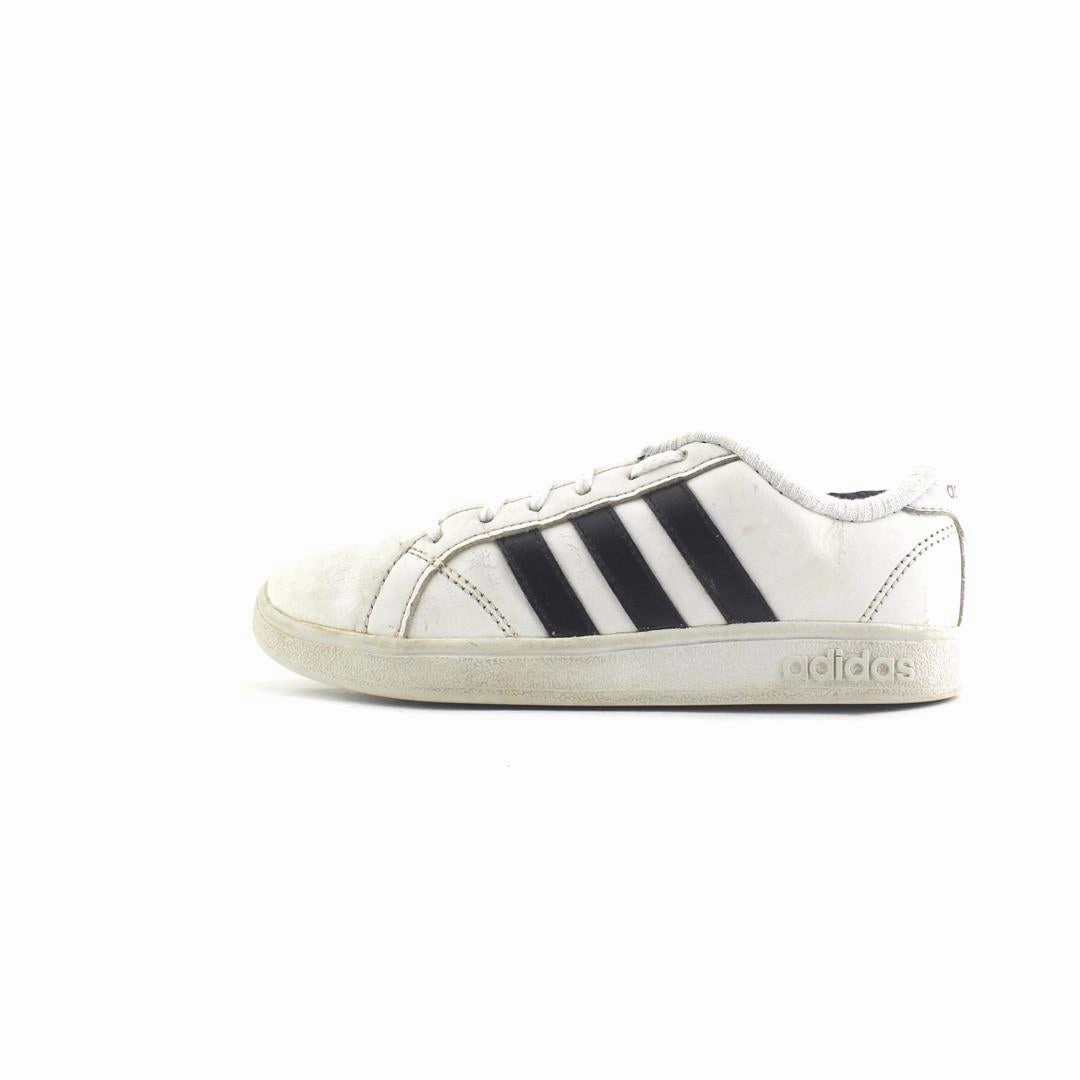 ADIDAS . Shoe Releases Adidas