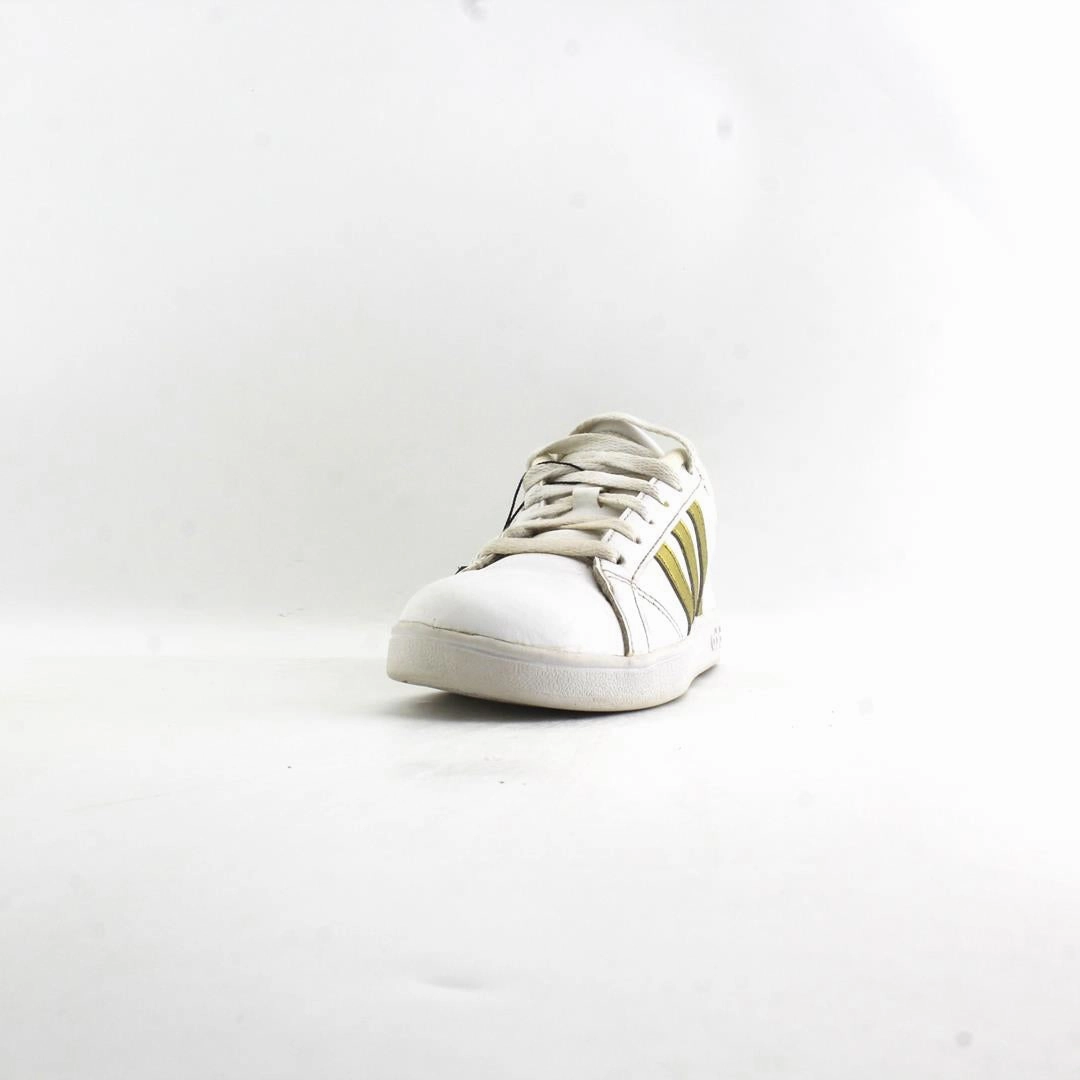 ADIDAS . Adidas Nmd R1 V2 Shoes