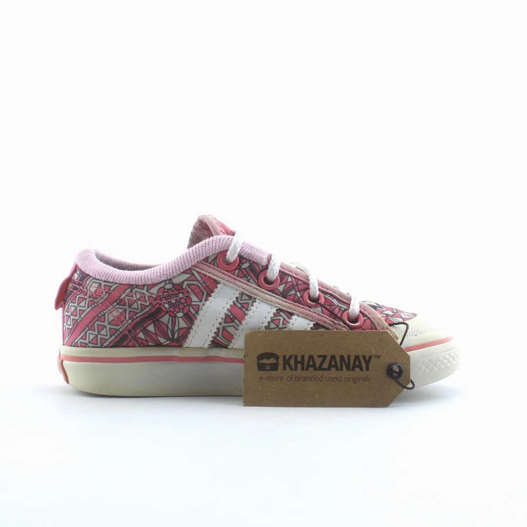 ADIDAS  NIZZA Futuristic Adidas Shoes