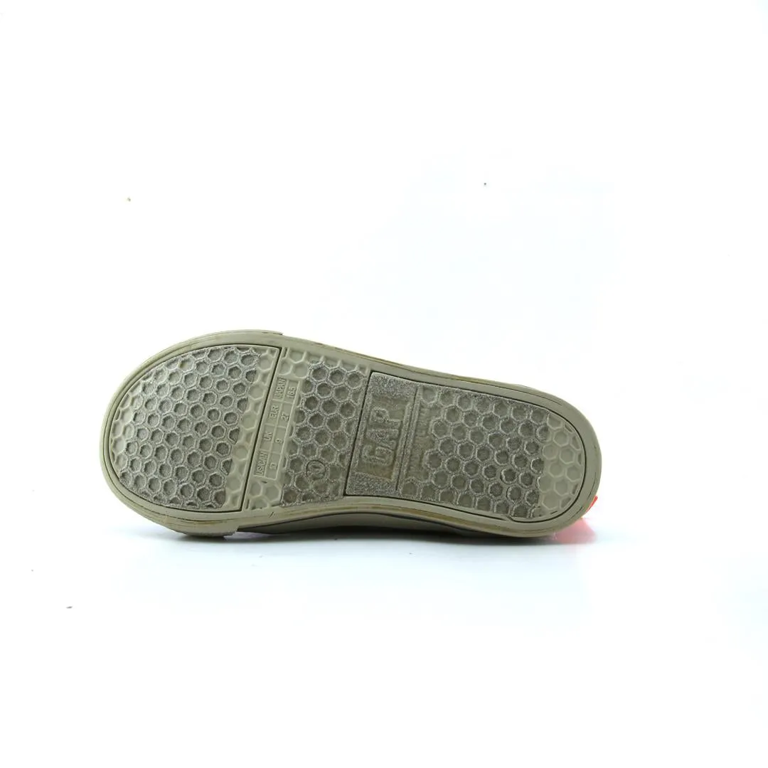 Butterfly Tennis Shoes GAP .