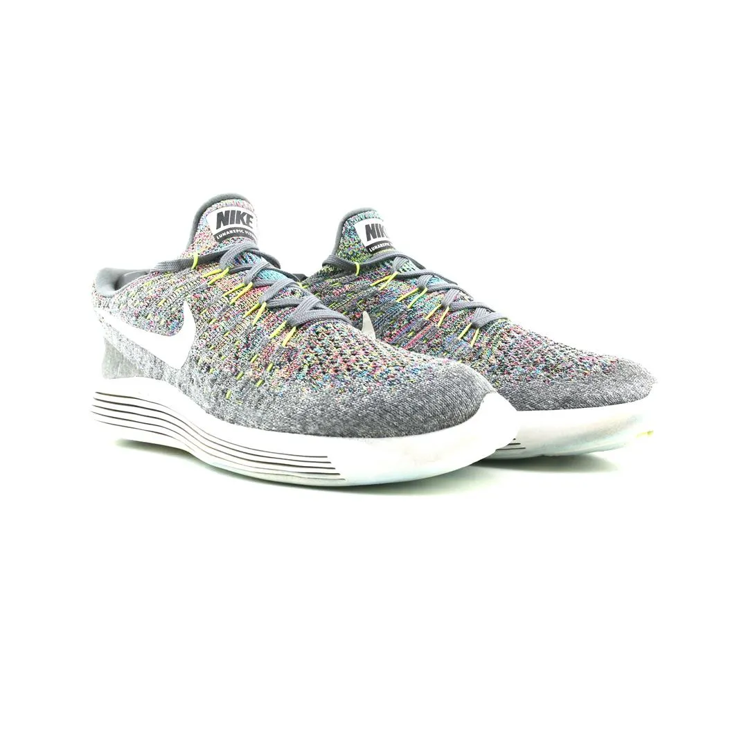Track Running Shoes NIKE LUNAREPIC LOW FLYKNIT 2