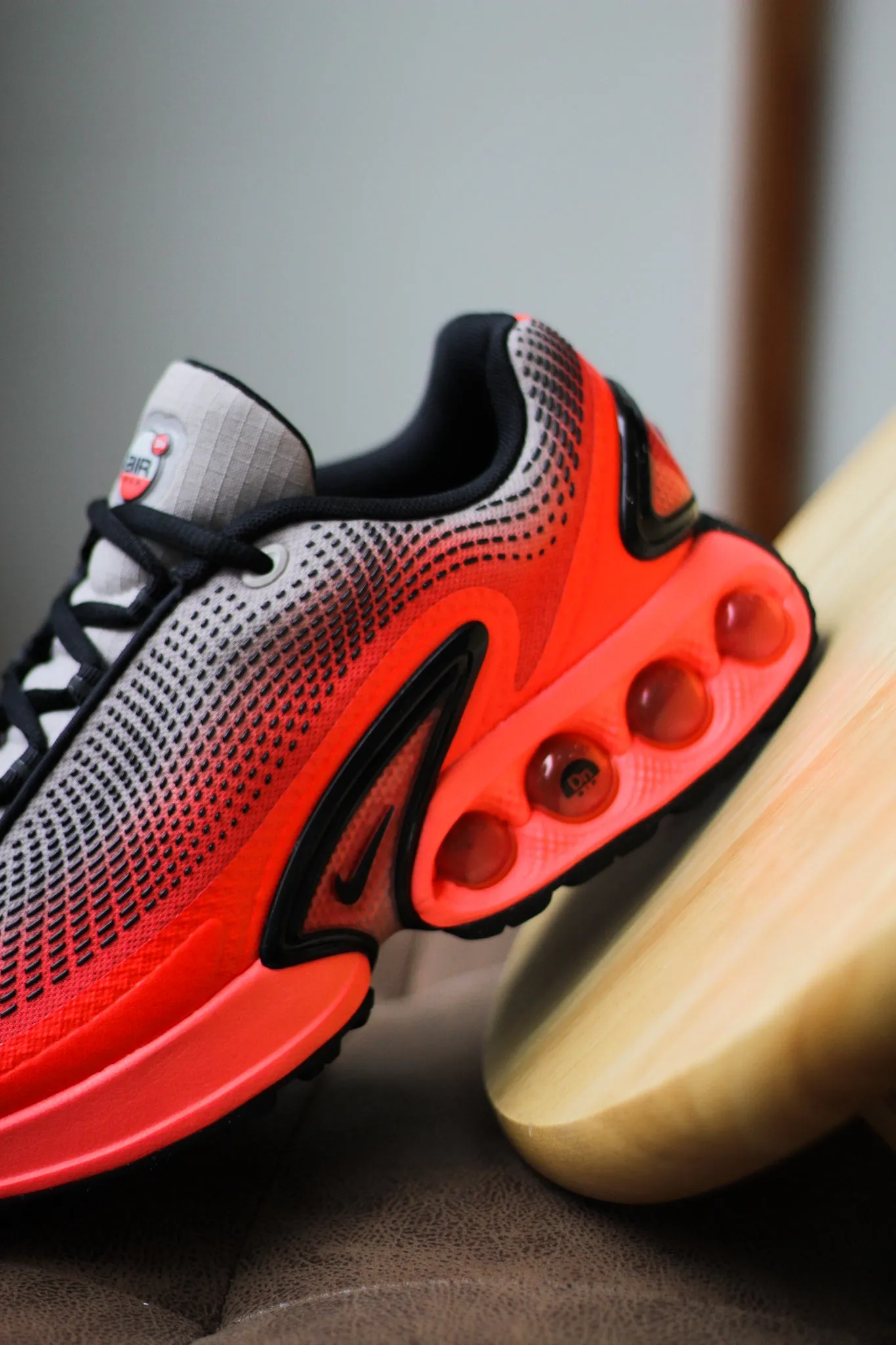 AIR MAX DN SE "COLLEGE GREY/BLACK-BRIGHT CRIMSON" Nike Grey Running Shoes