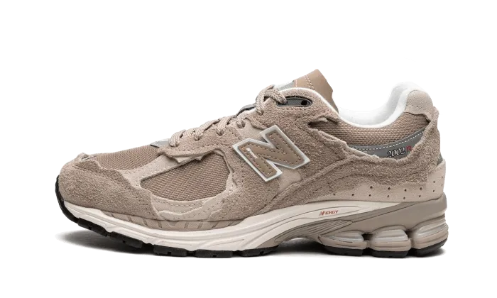 New Balance 326 New Balance 2002R Protection Pack Beige