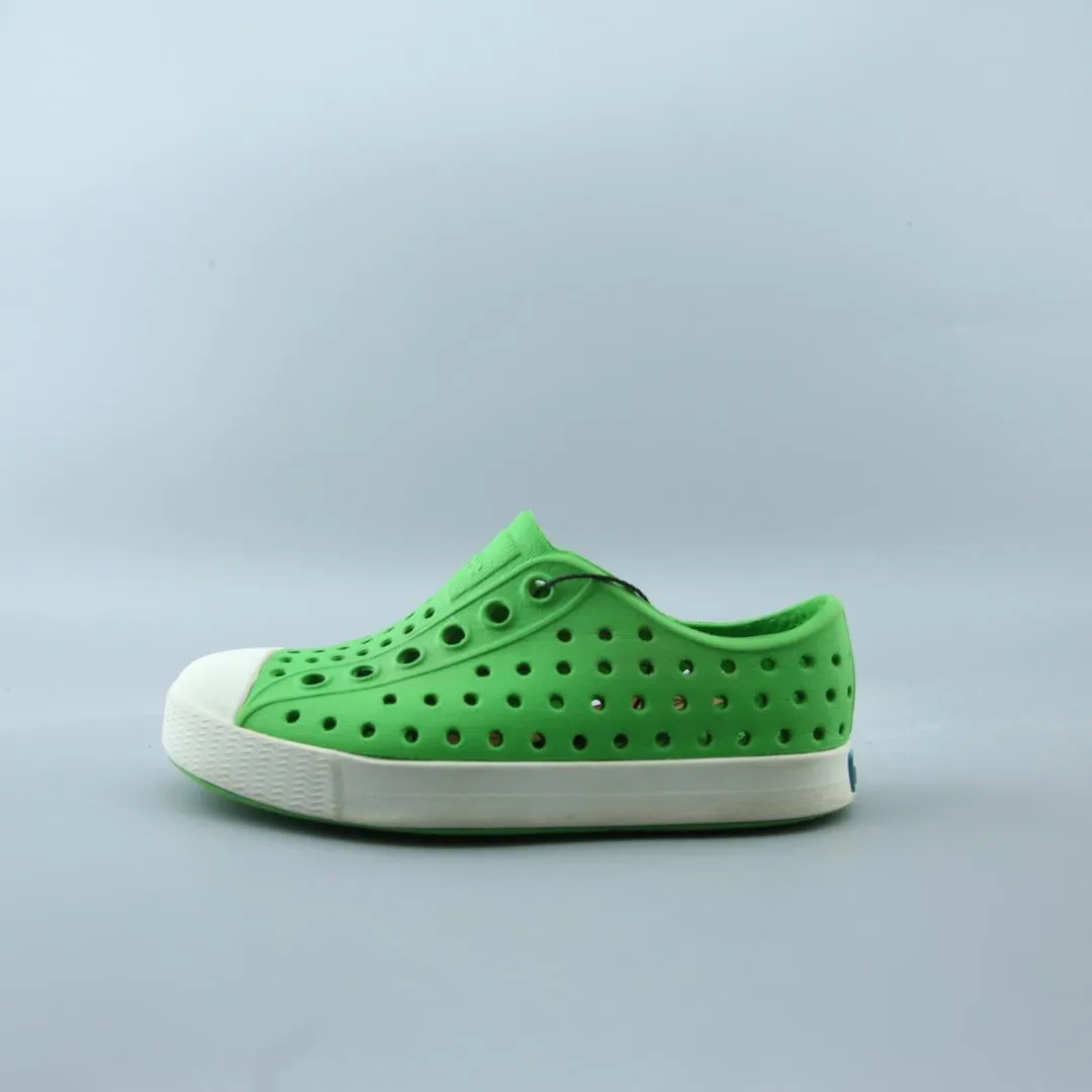 1984 Tennis Shoes NATIVE .