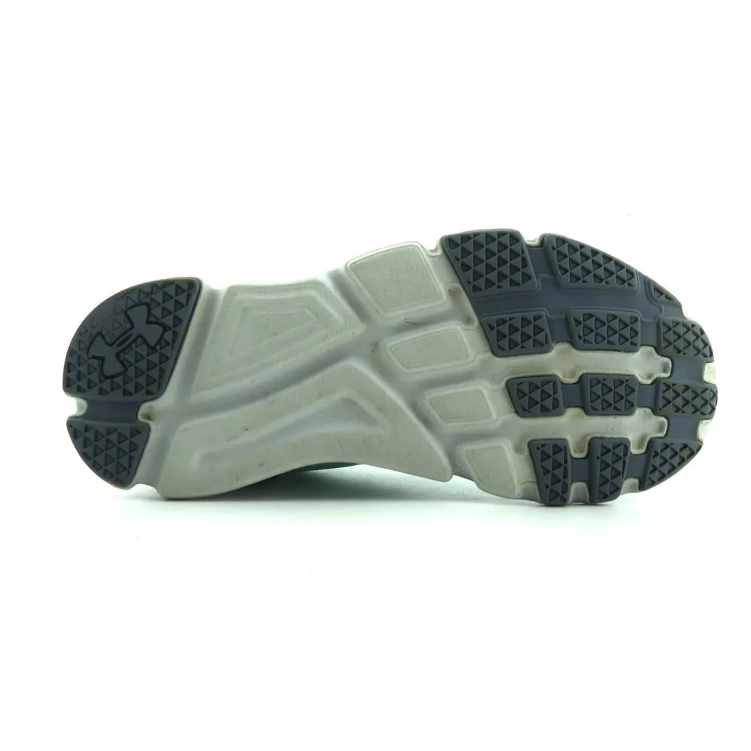 Air Max 2017 Running Shoe 10.5 UNDER ARMOUR PRE SCHOOL RAVE