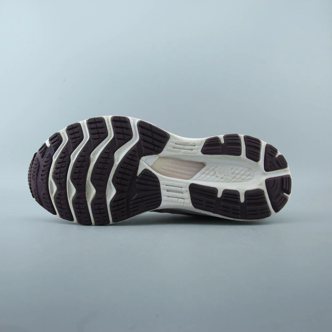 Sizing Asics Shoes ASICS GEL KAYANO 28