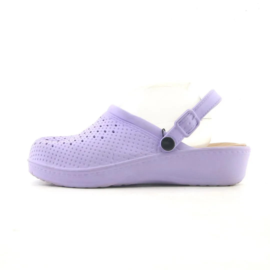 Italian Leather Sandals AMERICAN BRAND .