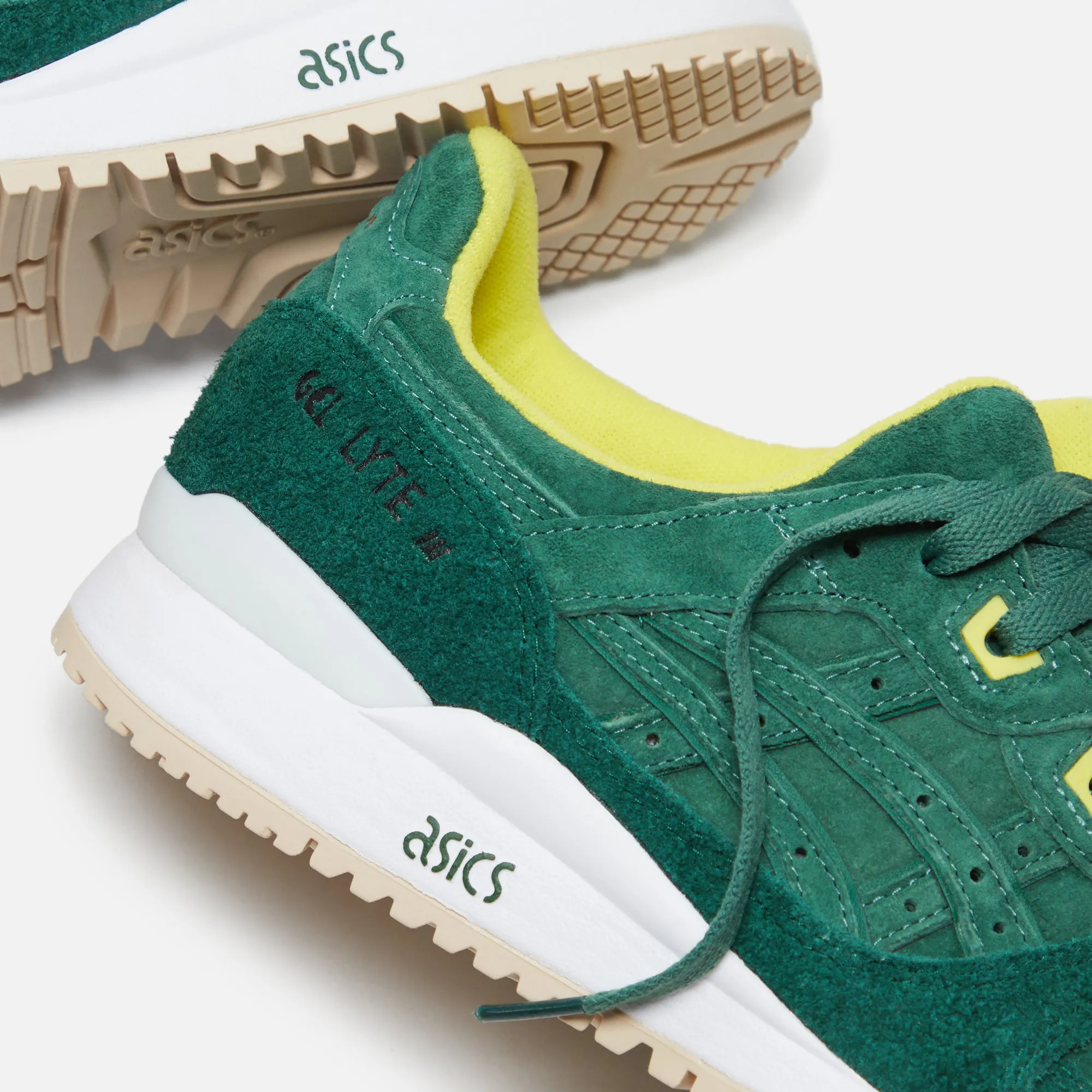 Asics Gel-Lyte III OG - Shamrock / Green / Shamrock Green Asics Running Shoes Gel Venture 9