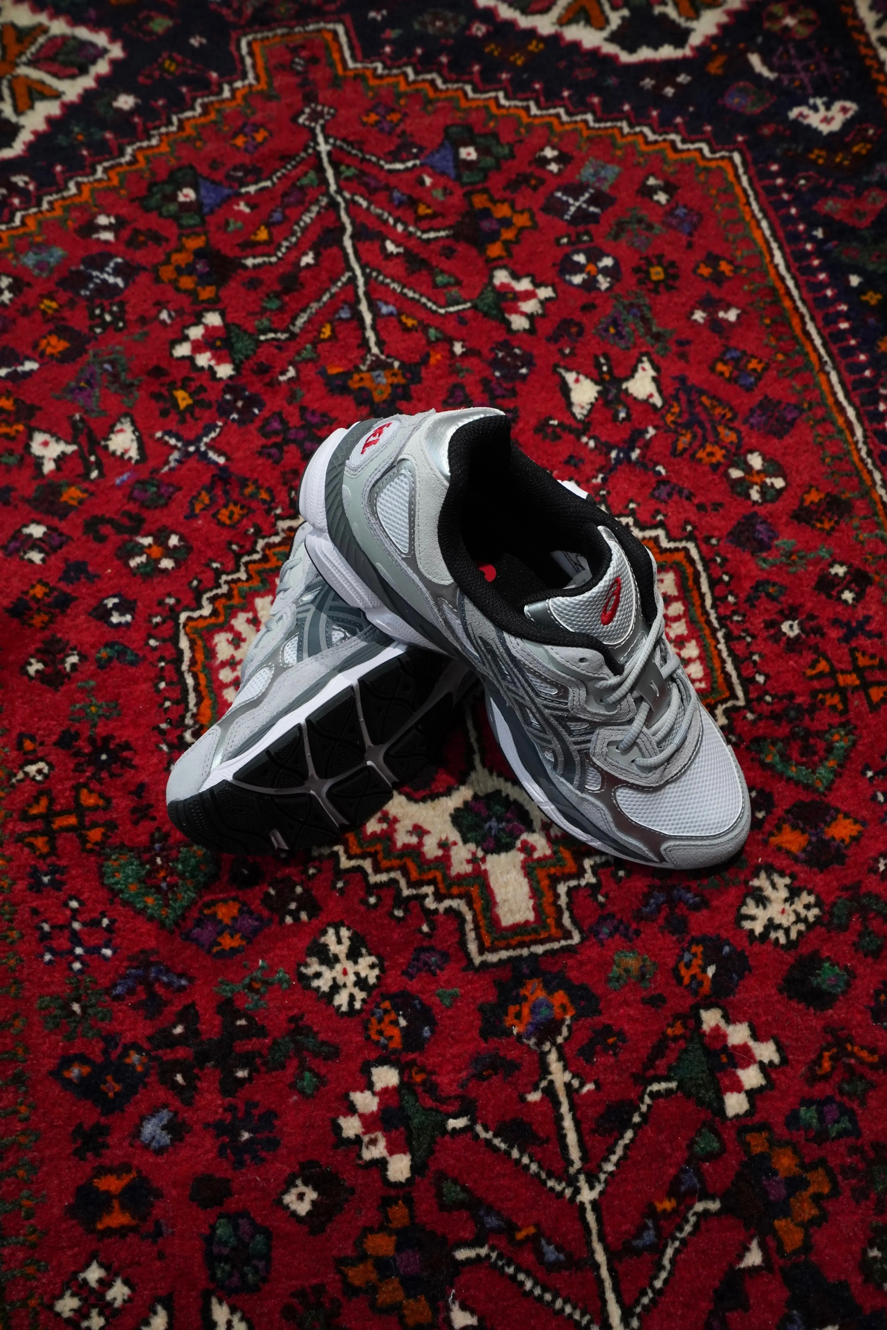 Shoes Similar To Asics Gel Nimbus 25 asics GEL-NYC (WHITE/STEEL GREY)