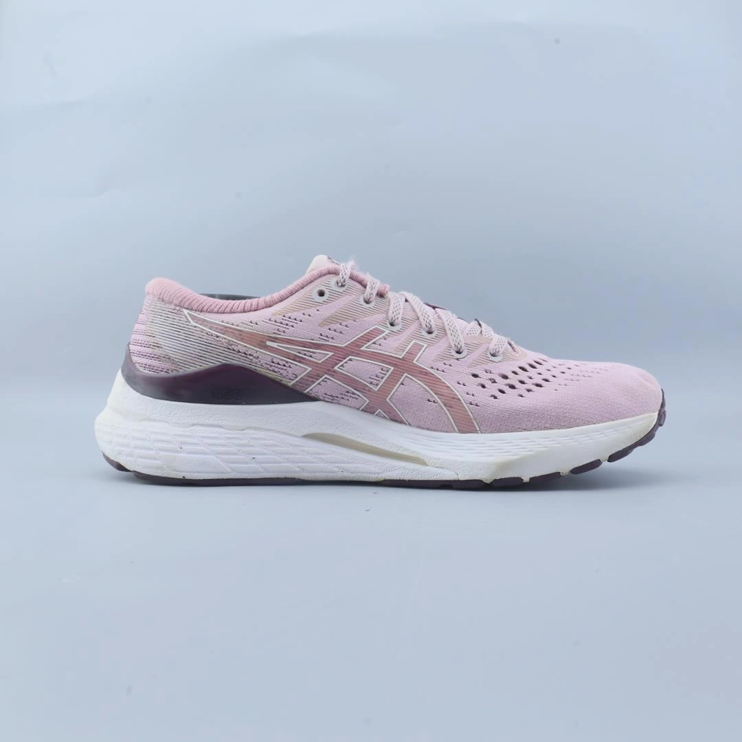 Asics Running Shoes Size 7.5 ASICS GEL KAYANO 28