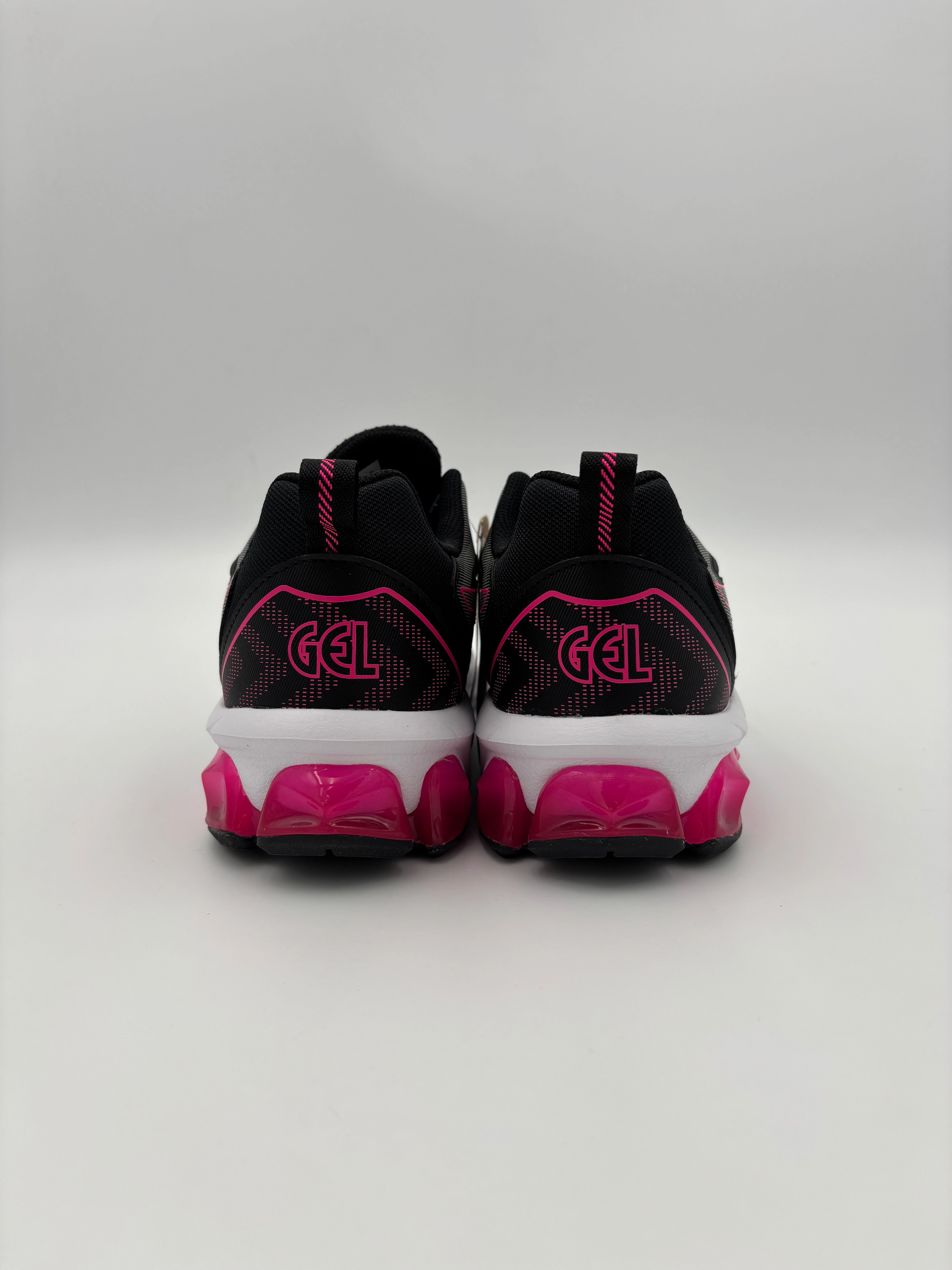 Asics Shoes Volleyball Asics Kid's Gel Quantum 90 Black/Pink Running Shoes
