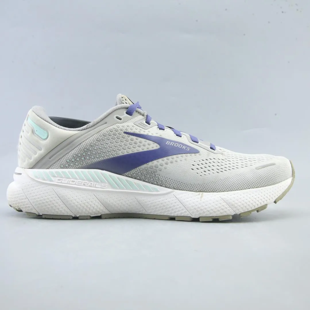 BROOKS ADRENALINE GTS 22 Pokemon Leaf Green Running Shoes