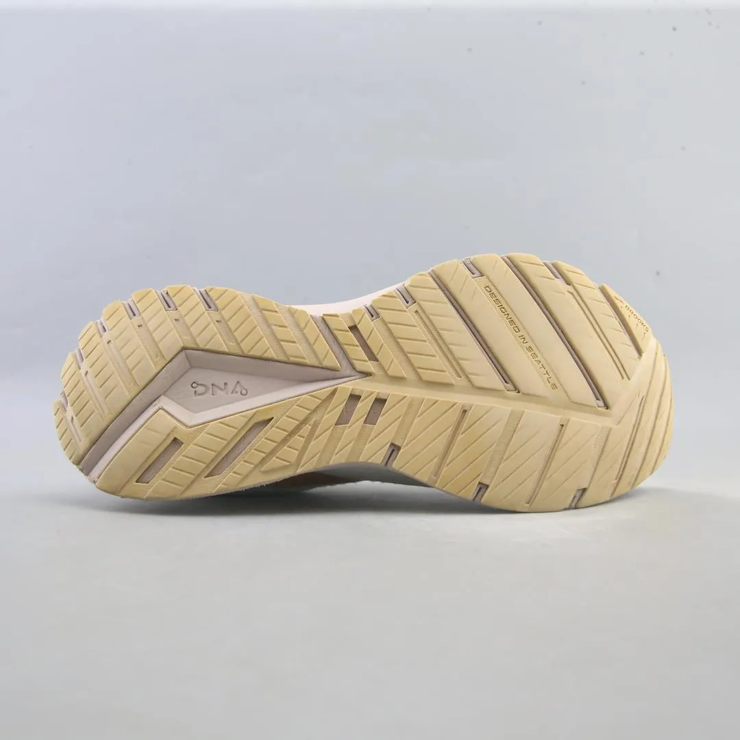 Basketball Vs Running Shoes BROOKS REVEL 4