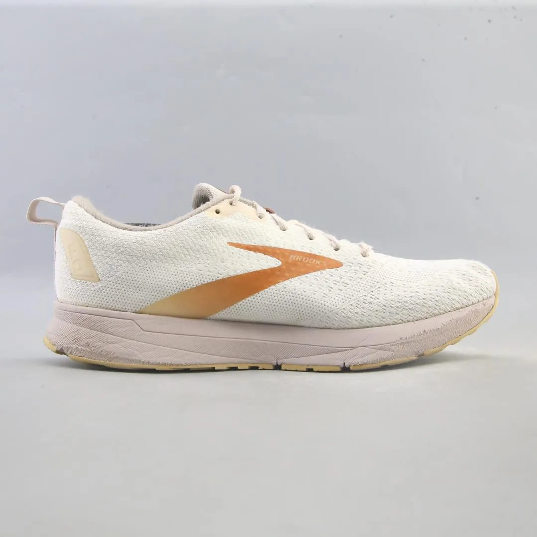 Best Running Shoes For Comfort And Support BROOKS REVEL 4