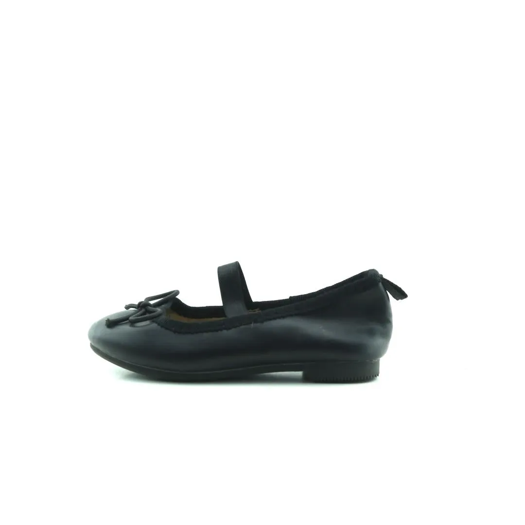 CAT AND JACK . Tennis Shoes Size 13