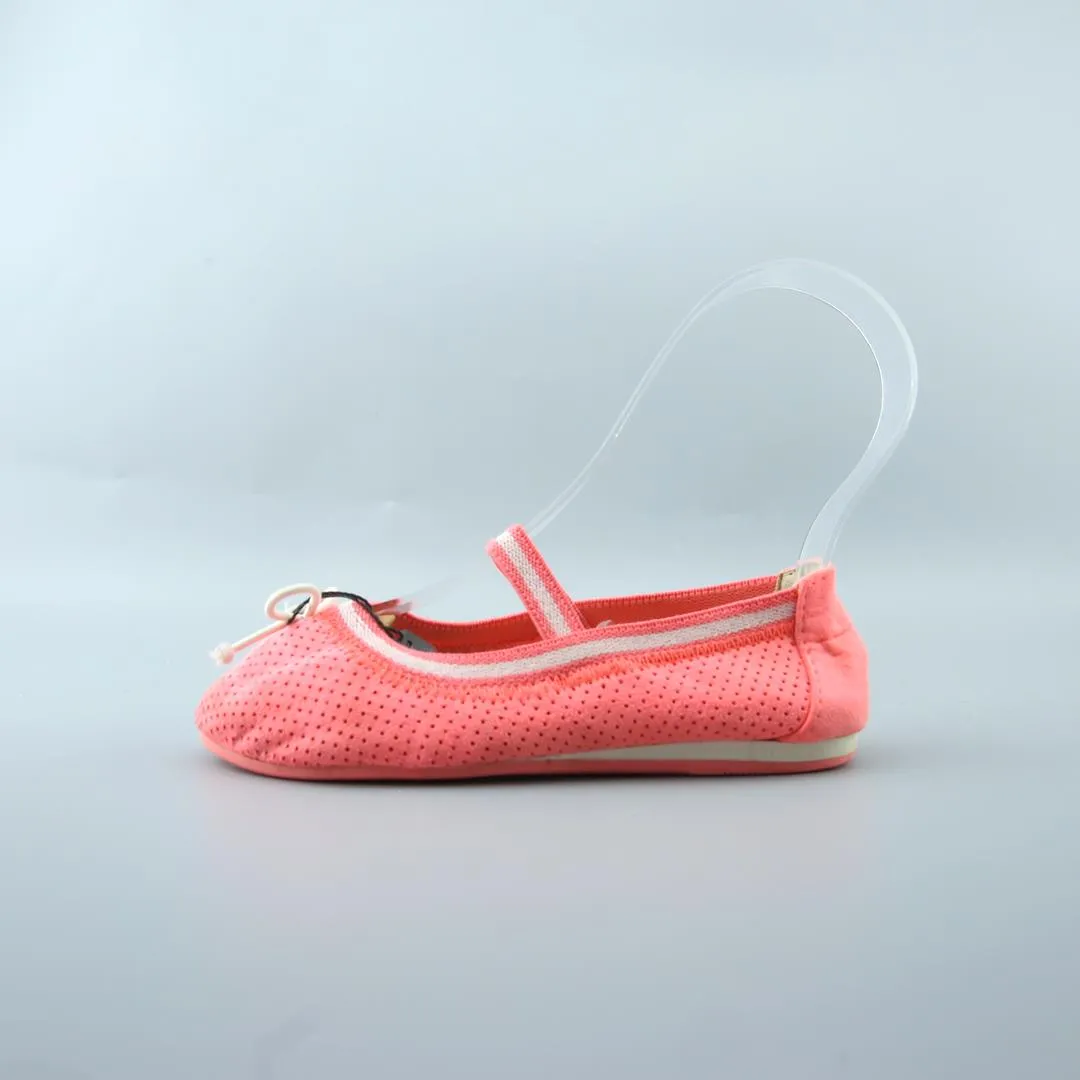 CAT AND JACK . Cute Cheap Sandals