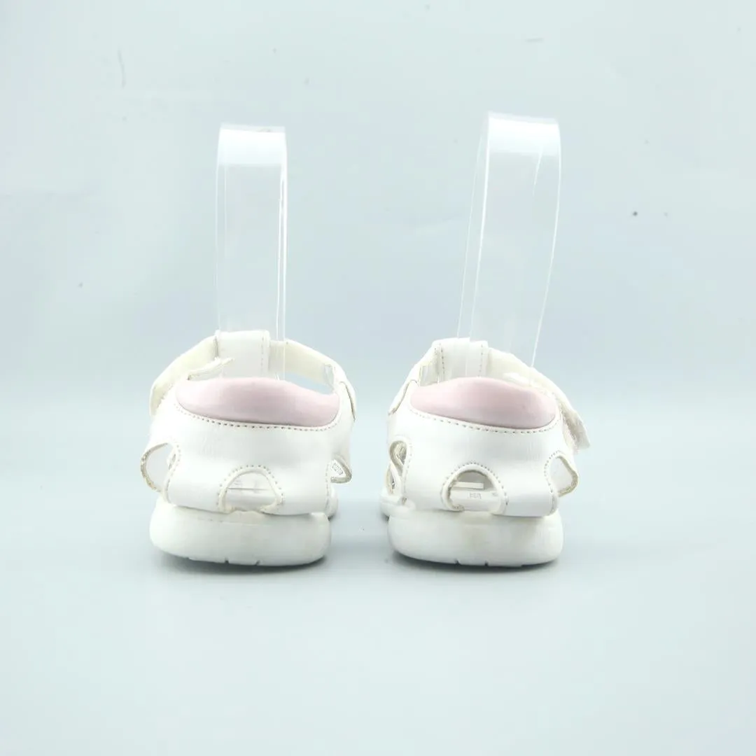 CHRISTIE & JILL . Crocs Comfort Sandals