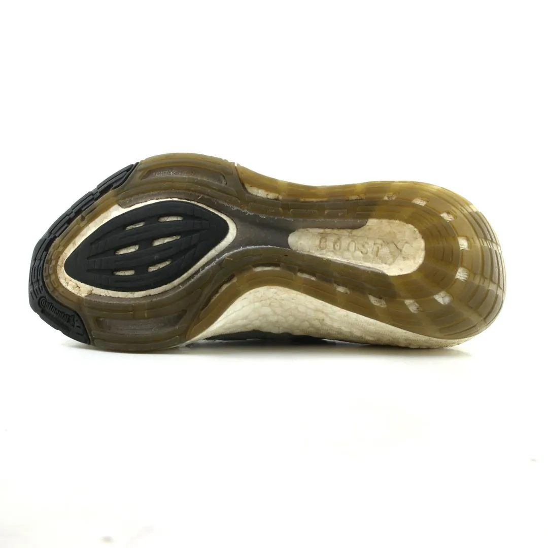 ADIDAS  ULTRA BOOST 22 Nice Running Shoes