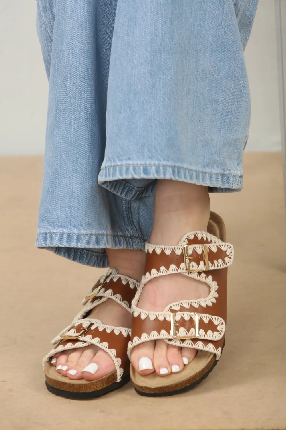 CONTRAST STITCH TAN SOFT FOOTBED SUMMER FLAT SLIDERS SANDALS Slippers Stink