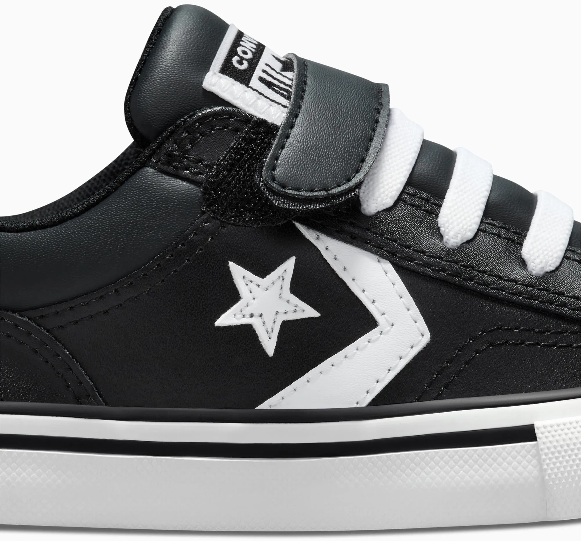 Shoes Business Casual Converse Kid's Pro Blaze Black/White Sneaker Shoes
