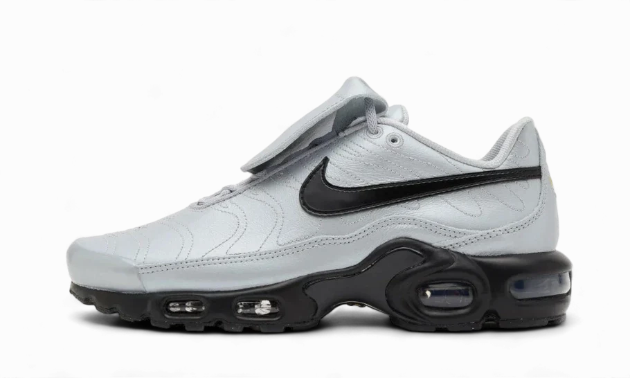 Nike Air Max Plus Tiempo Wolf Grey Nike Kyrie Irving Shoes