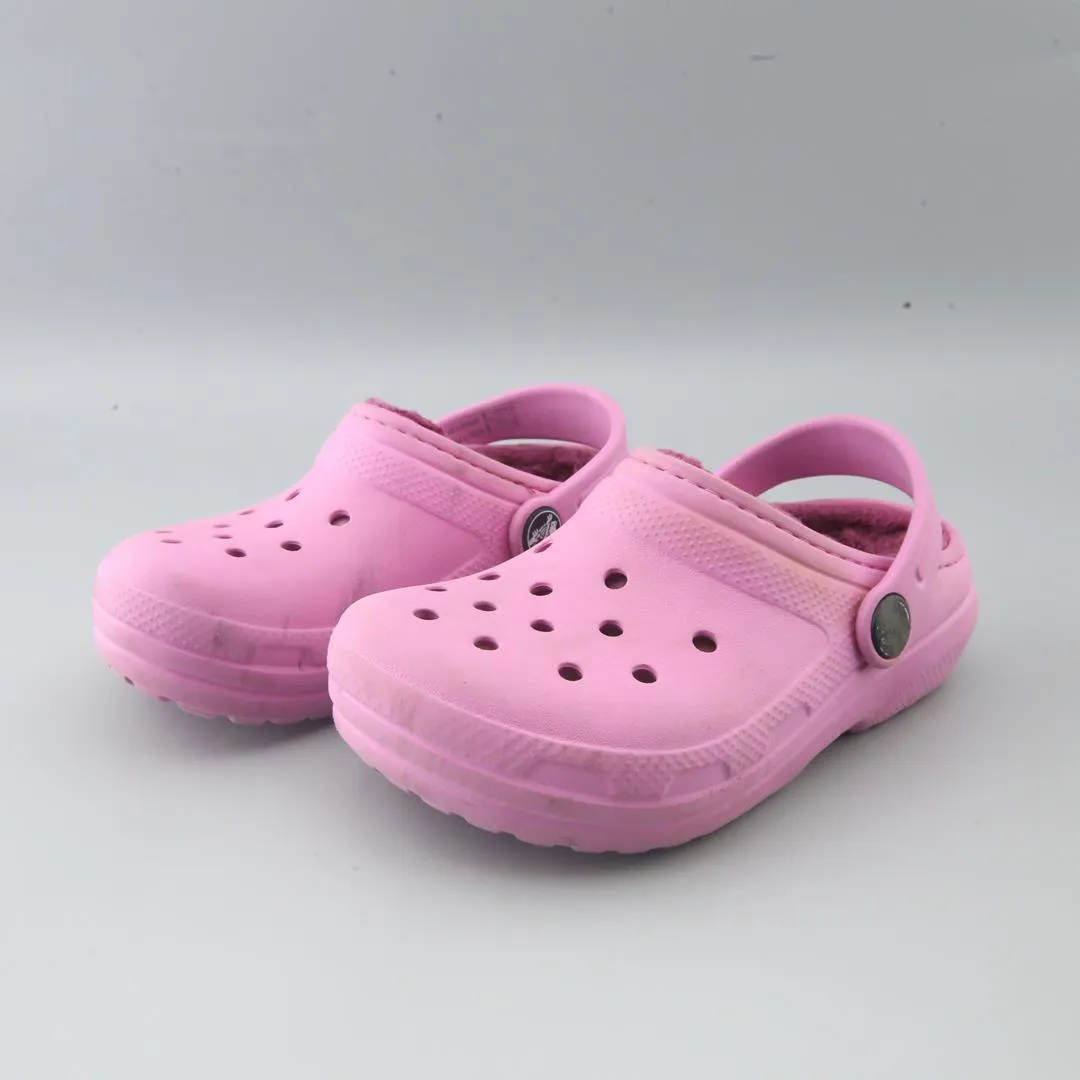 CROCS ICONIC COMFORT Samurai Sandals