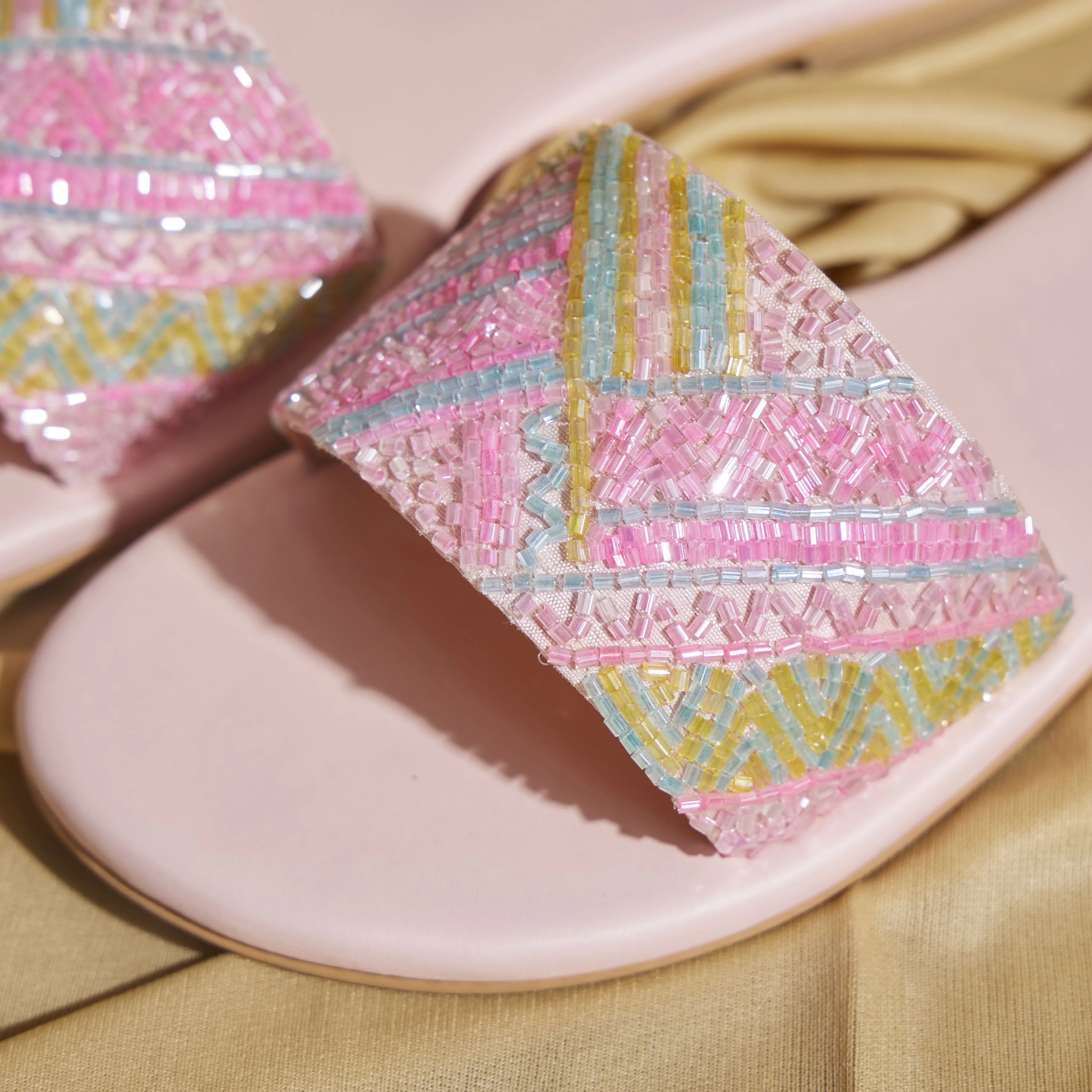 Custom white mirror work flats Fashion Slippers