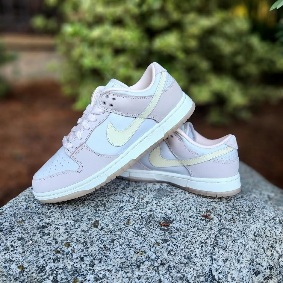 W Nike Dunk Low Nike Shoes Lifestyle