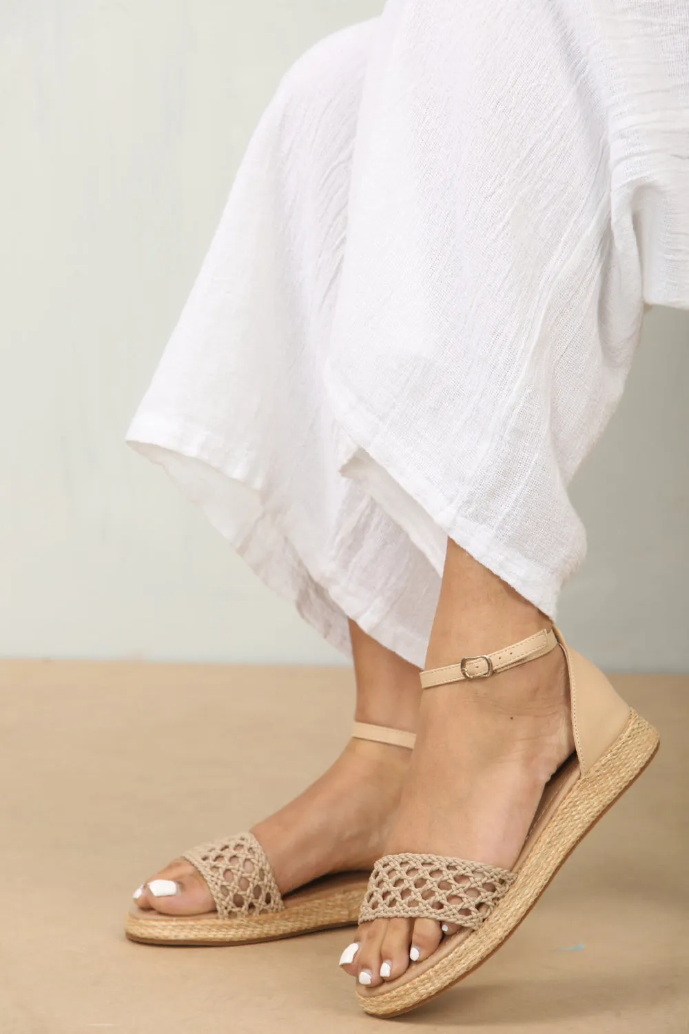 DARK NUDE MESH DETAIL CLOSED BACK ANKLE STRAP SANDAL Milk Step Slippers