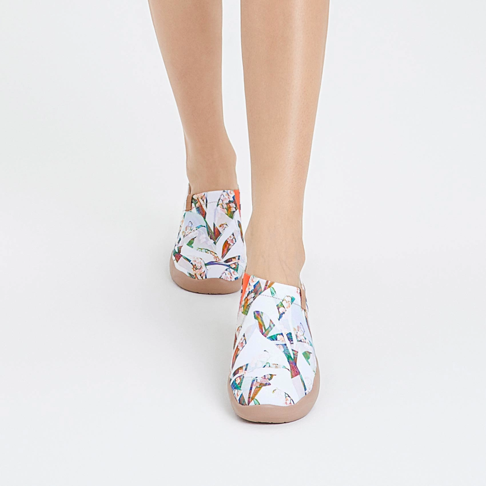 Hidden Beauty Toledo I Women Court Vision Low Patent Leather Casual Shoes