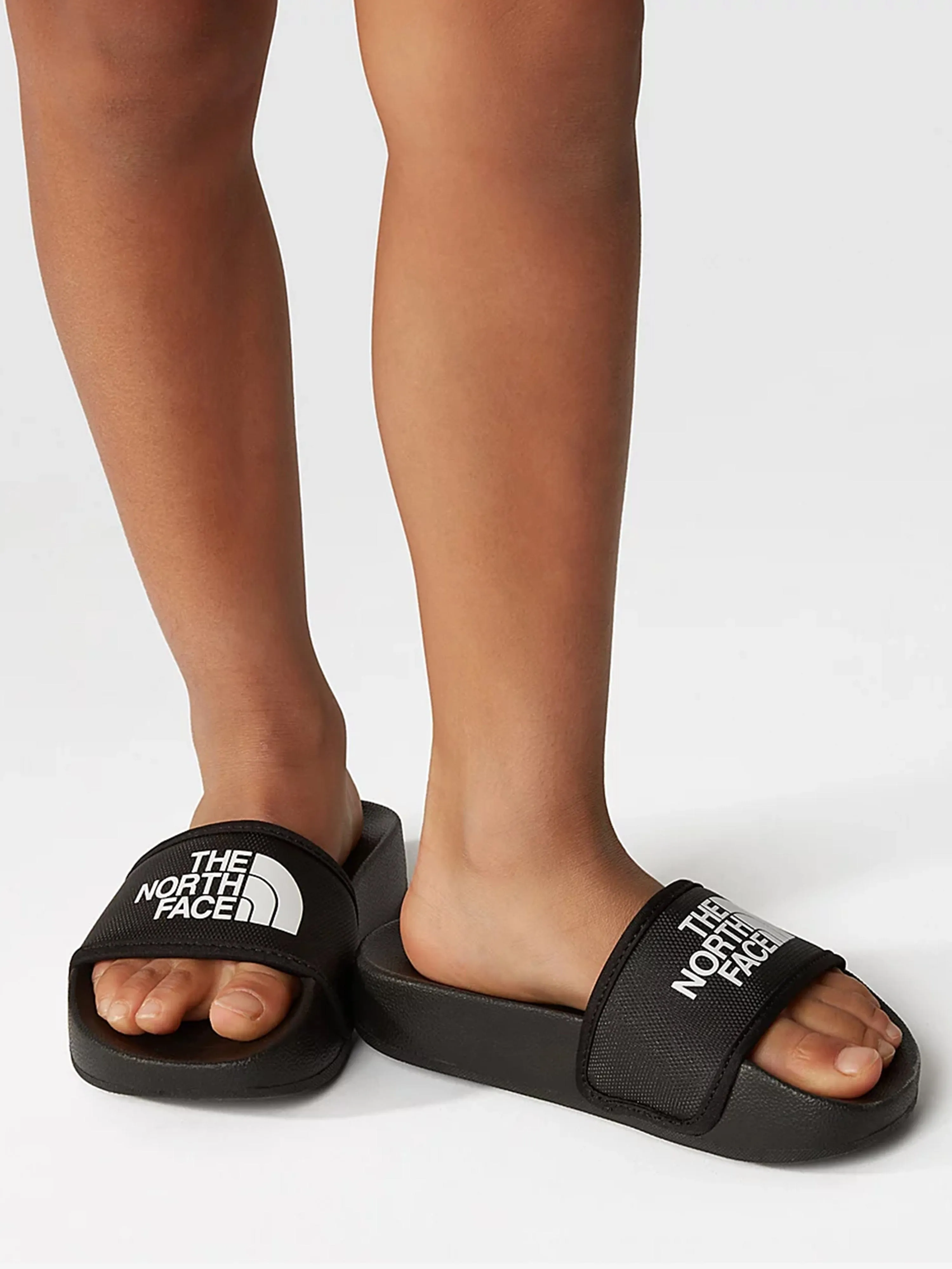 Camp Dreamer Slippers The North Face Kids Base Camp Sliders III in Black