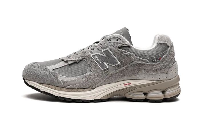 New Balance 2002R Protection Pack Grey New Balance 550 Light Blue