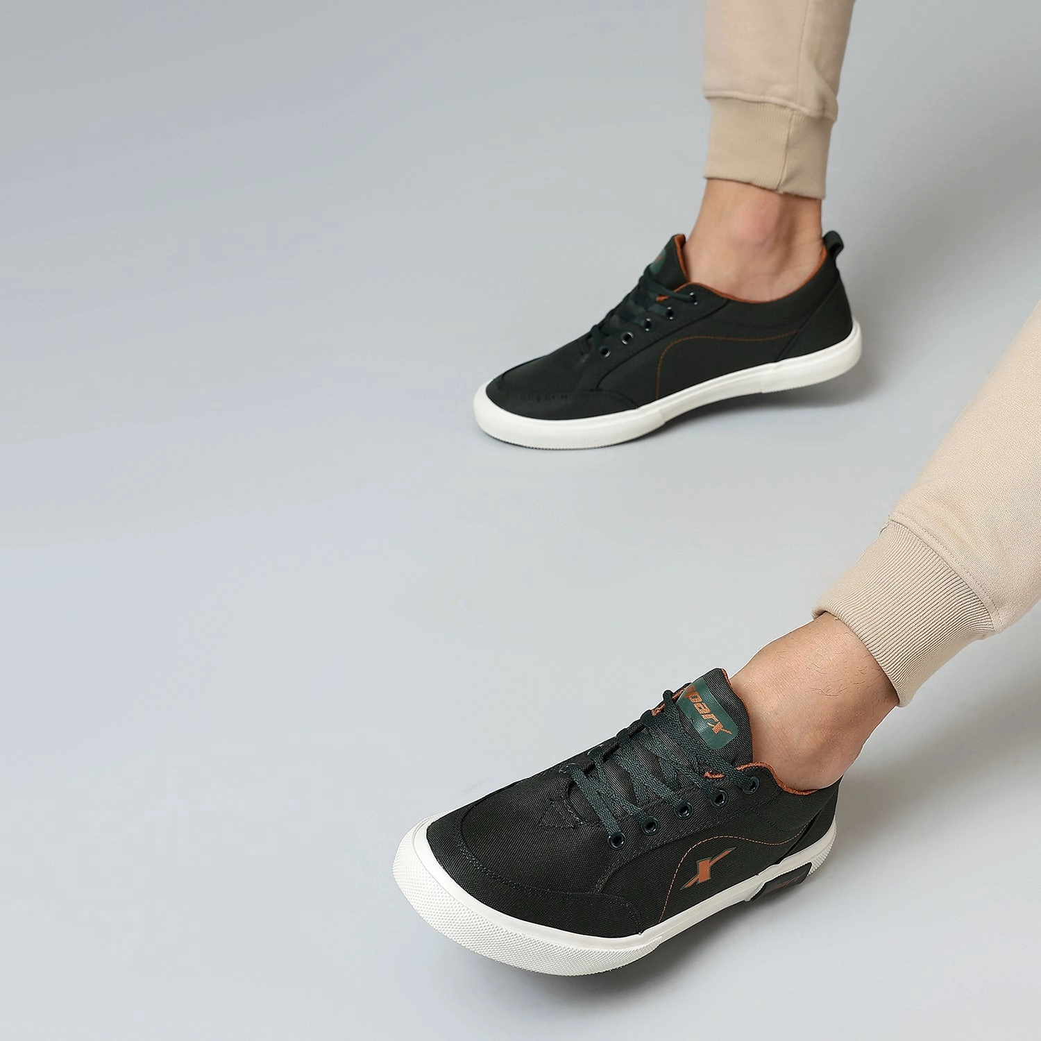 Casual Shoes for Men SM 1018 Casual Comfortable