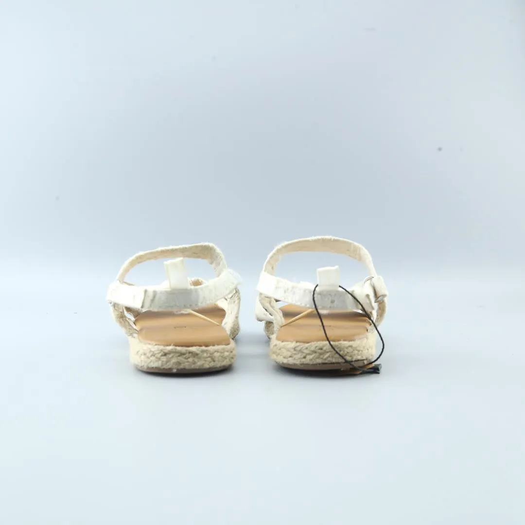 Sandals Size 13 OSHKOSH B'GOSH .