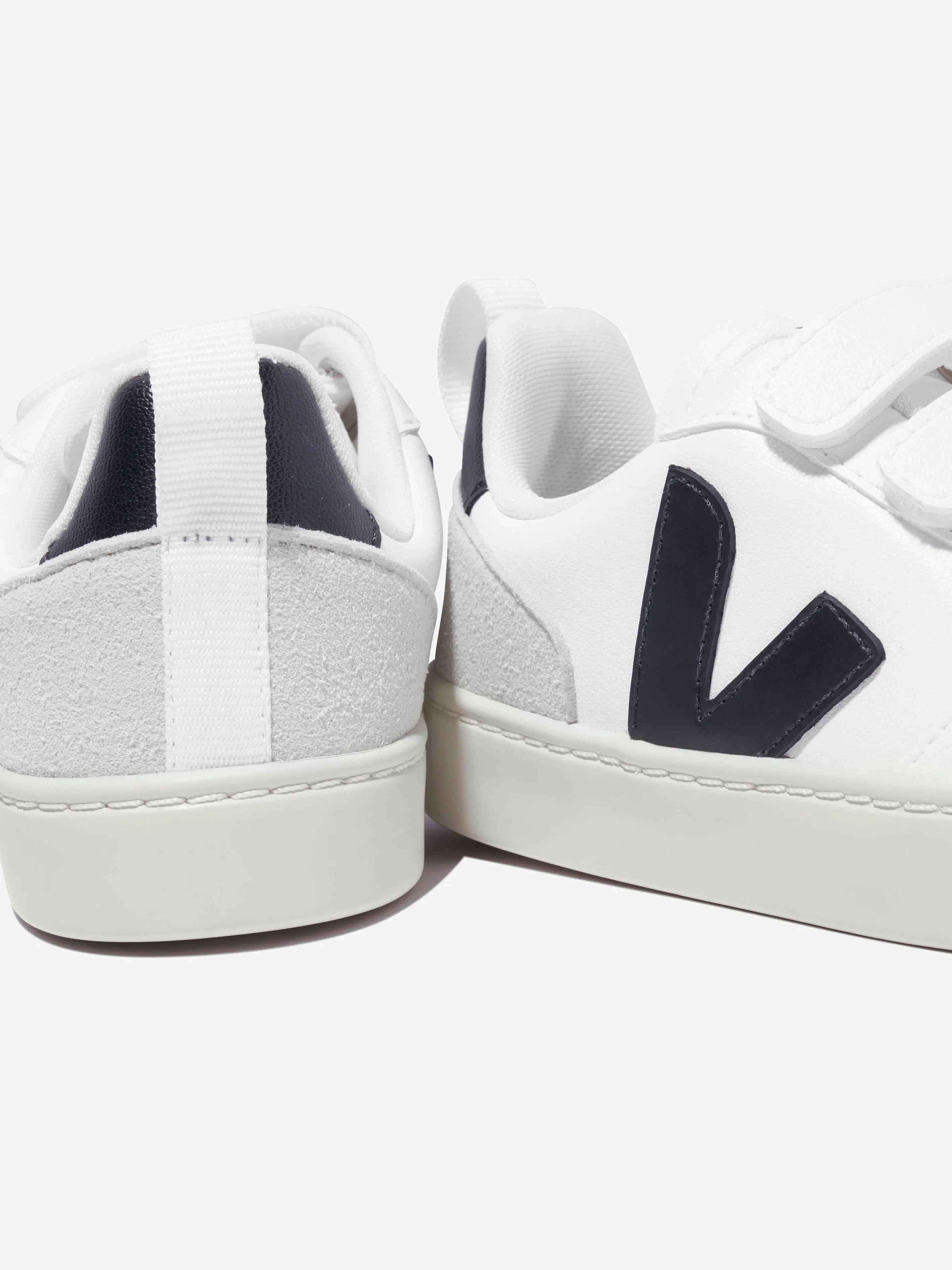 Crossfit Training Shoes Uk Veja Kids Canvas V-10 Trainers in White