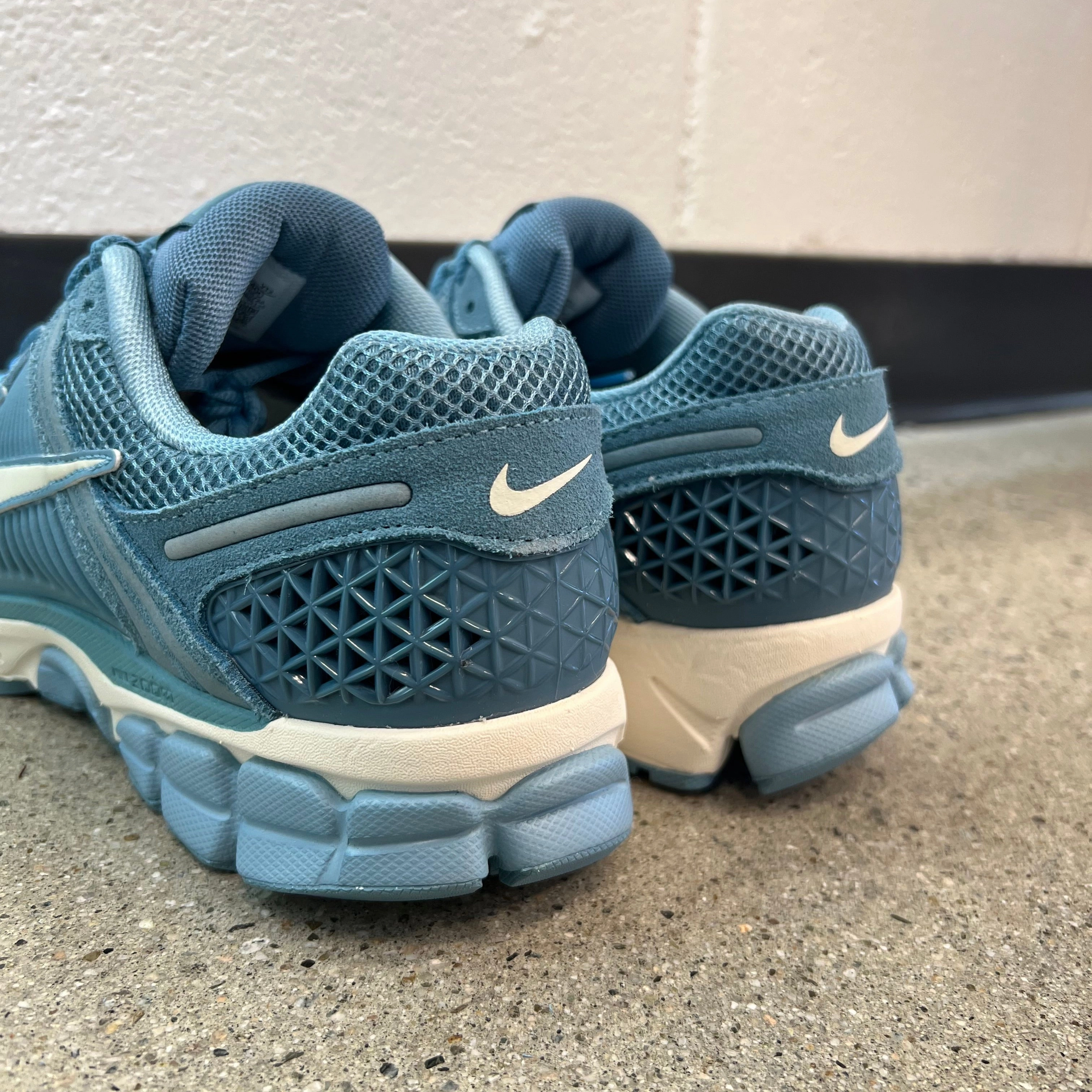 Nike Zoom Vomero 5 Best Shoes For Weightlifting Nike