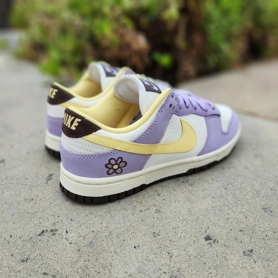 W Nike Dunk Low 'WALLFLOWER' Nike Air Max Flyknit Shoes