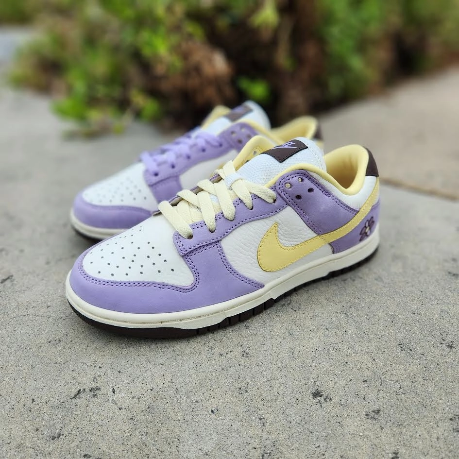 Baltimore Ravens Shoes Nike W Nike Dunk Low 'WALLFLOWER'