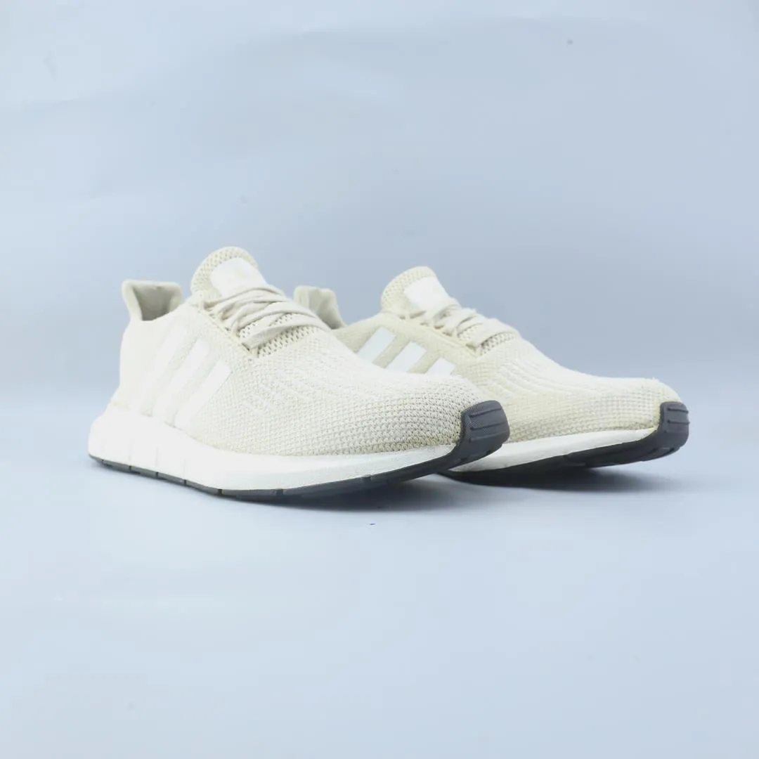 Adidas Lifestyle Tennis Shoes ADIDAS SWIFT RUN