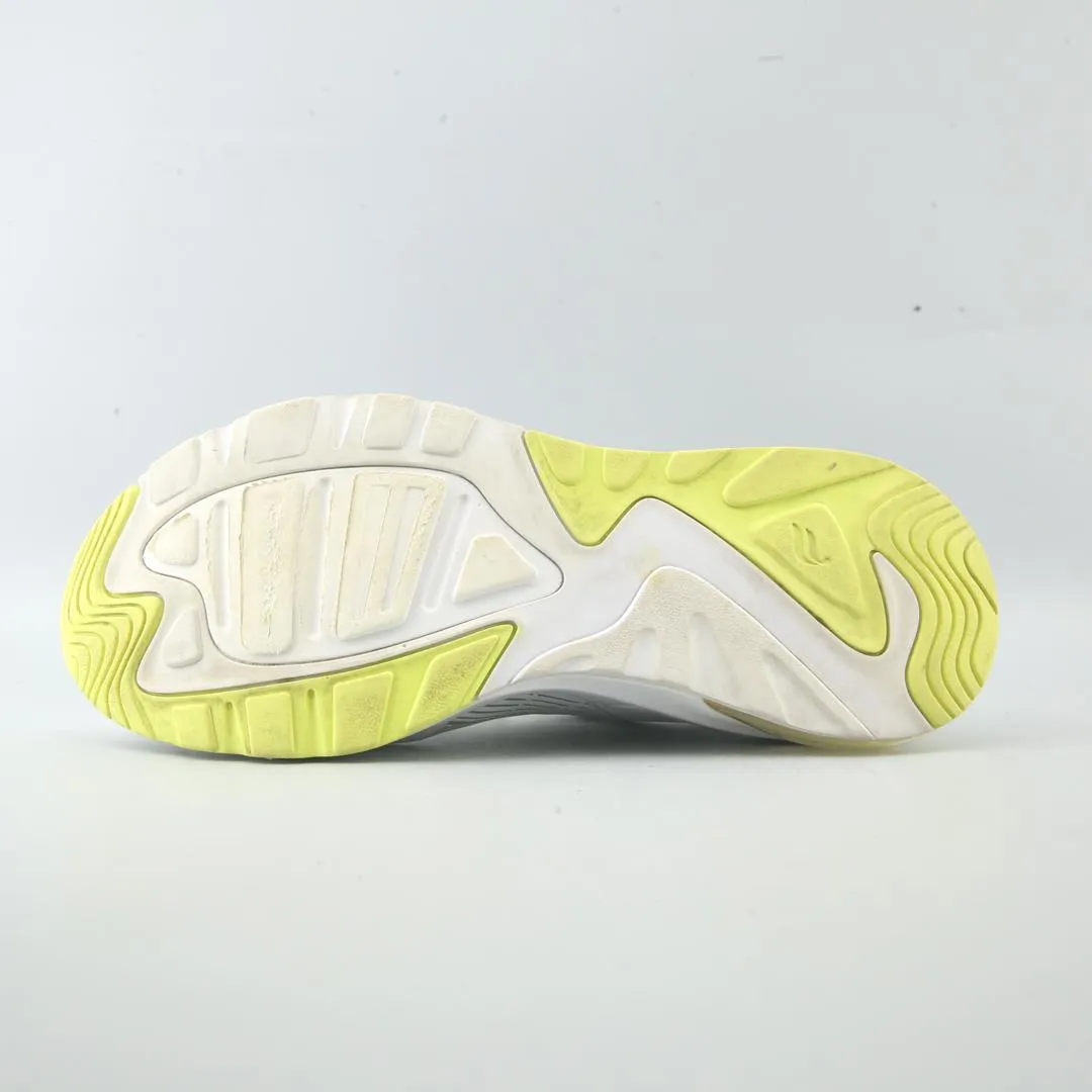 FABLETICS AIR BOTTOM PERFORMANCE Running Shoes Ghost