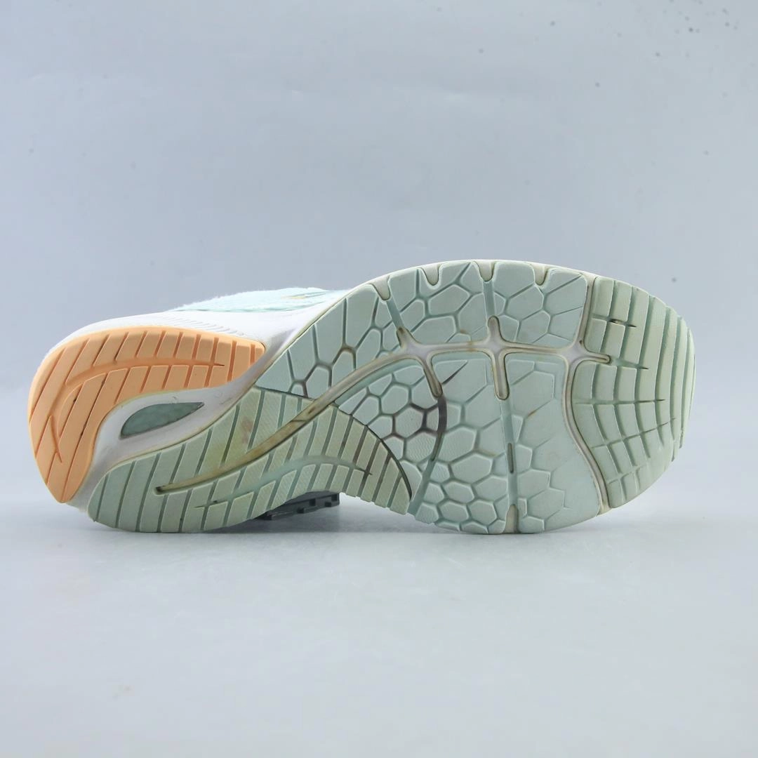 New Balance 9060 White/silver Metallic Unisex Shoe NEW BALANCE  FRESH FOAM 860 V12