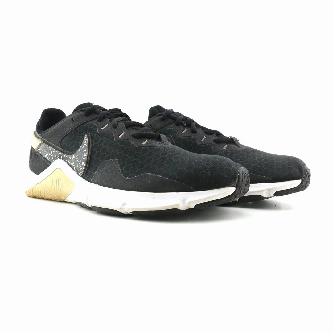 Nike Light Basketball Shoes NIKE  LEGEND ESSENTIAL 2