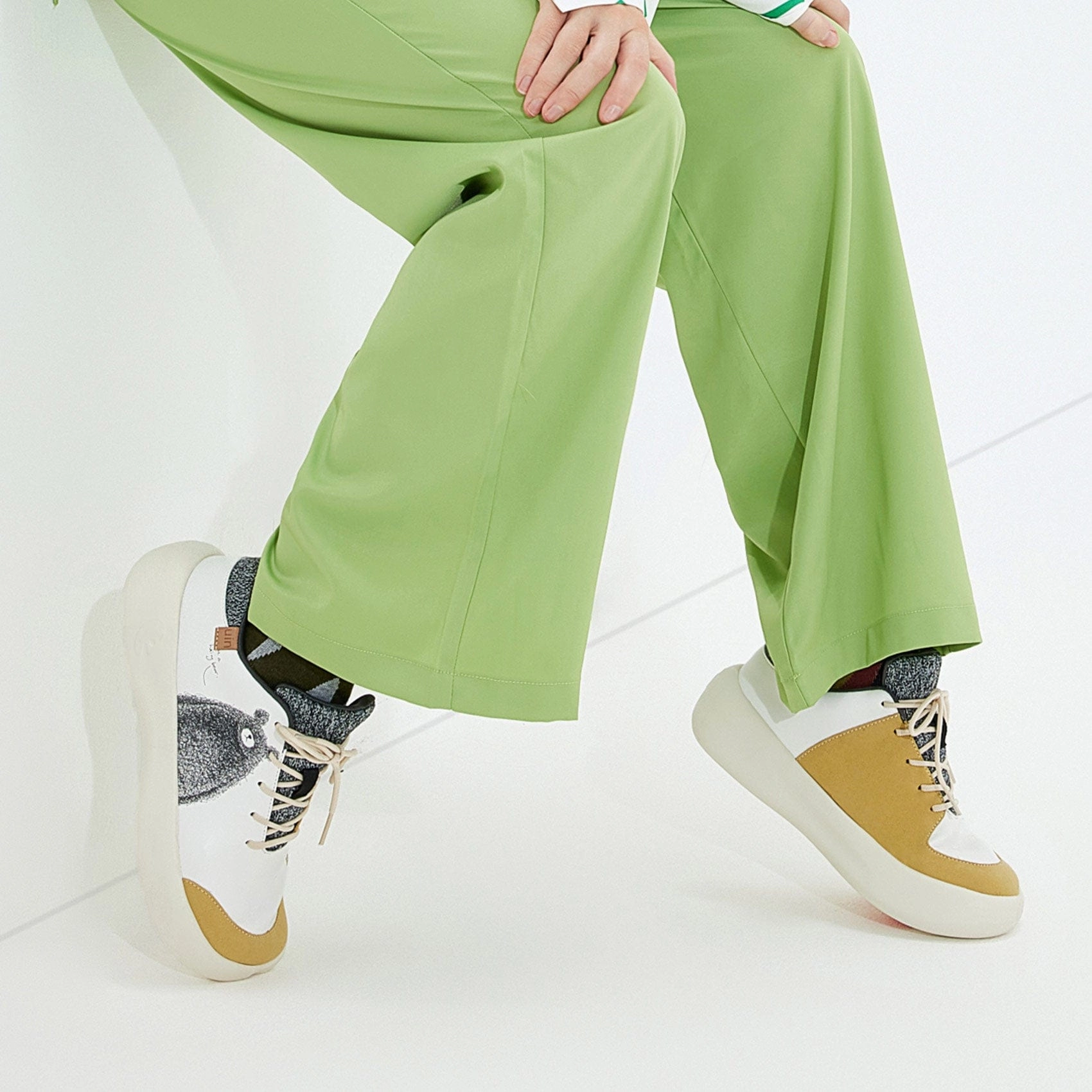 Be With You 4 Bartello VI Women High Ankle Skate Shoes