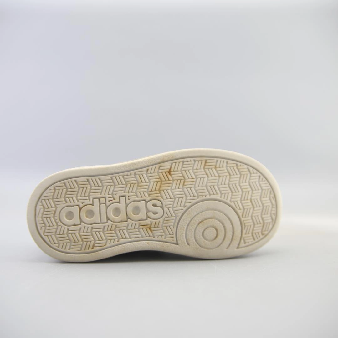 Best Sneaker Like Golf ADIDAS  HOOPS 2.0 CMF