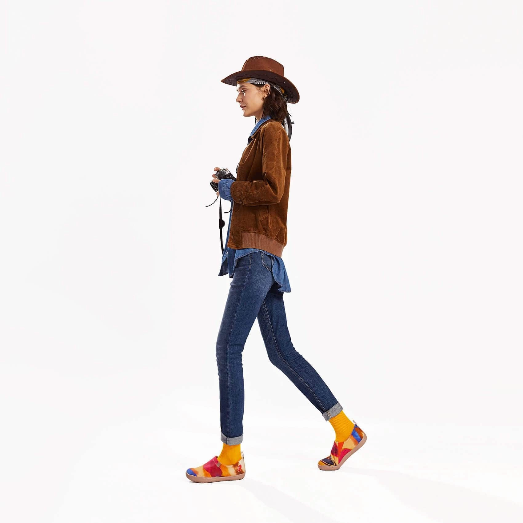 Westbrook Casual Shoes Six-string guitar